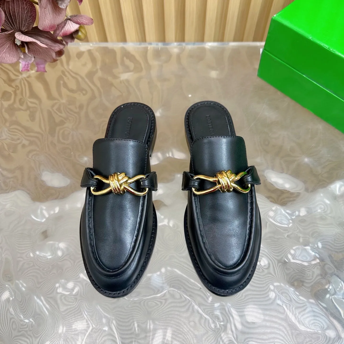 Astaire Loafer Black Lambskin Ghw 176173