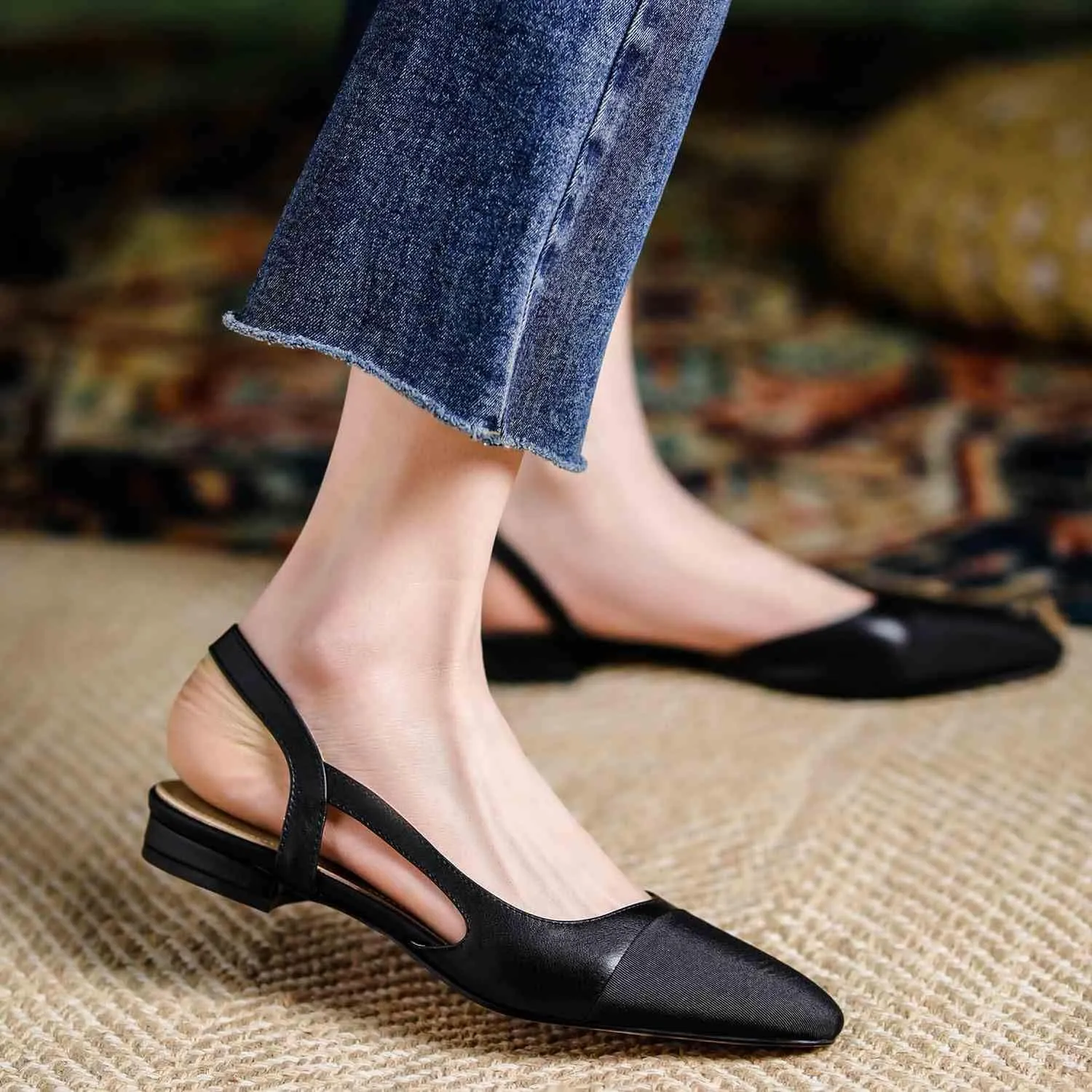 Cap Toe Sandals Leather for Women, Two Tone Closed Toed Slingback Slip On Low Heel Flats