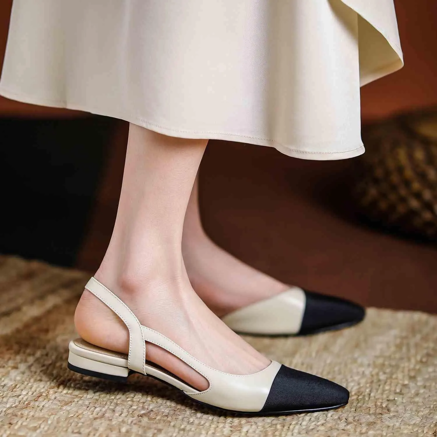 Cap Toe Sandals Leather for Women, Two Tone Closed Toed Slingback Slip On Low Heel Flats