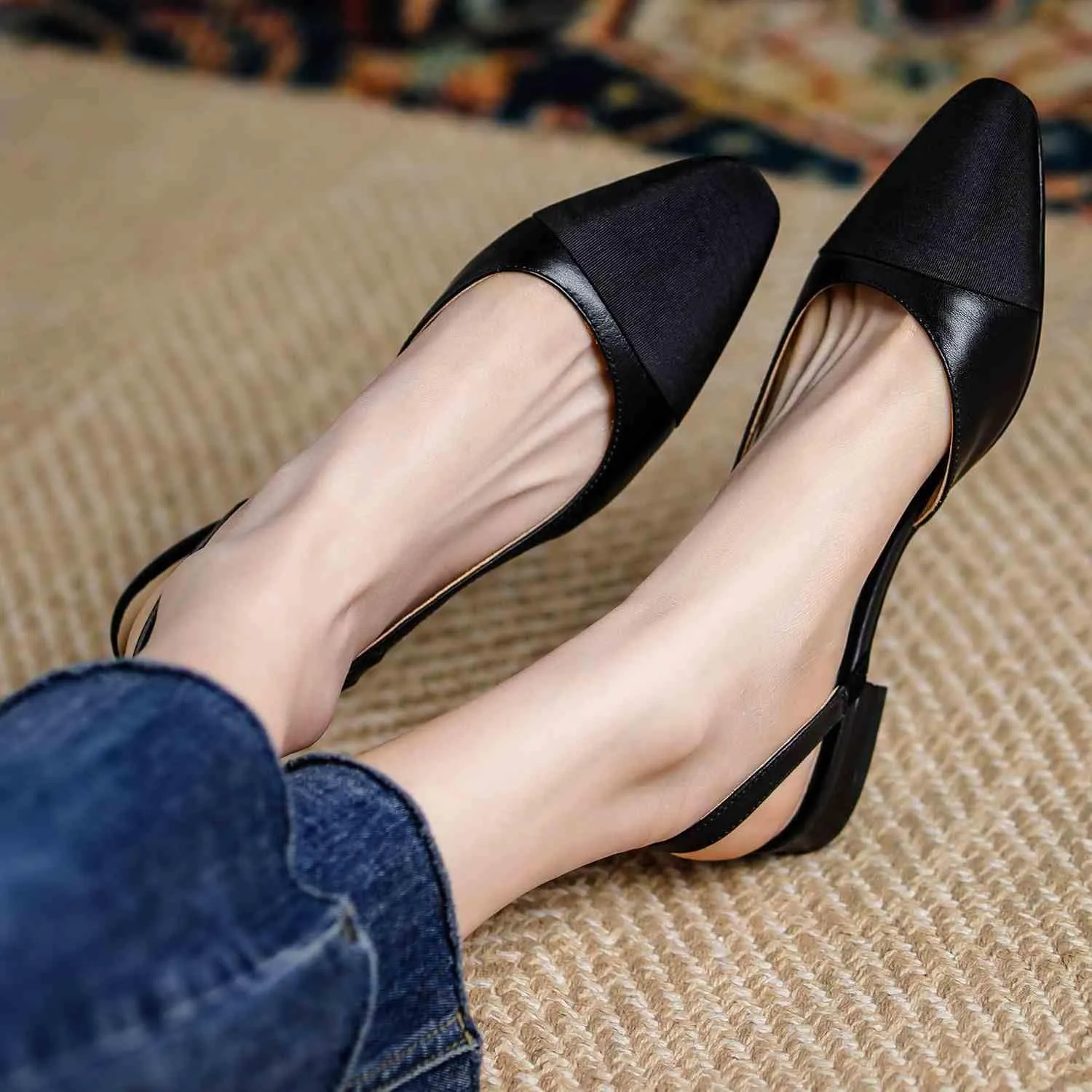Cap Toe Sandals Leather for Women, Two Tone Closed Toed Slingback Slip On Low Heel Flats