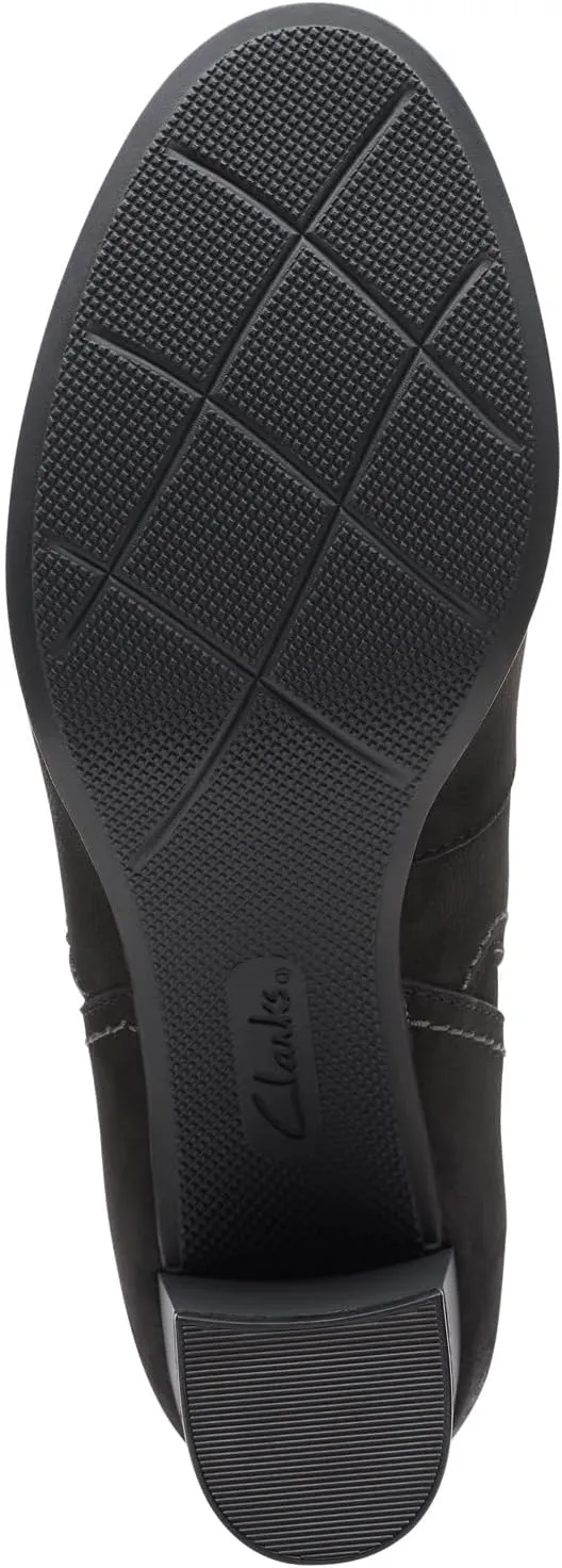 Clarks Women's Bayla Glow Fashion Boot