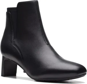 Clarks Women's Kyndall Faye Fashion Boot