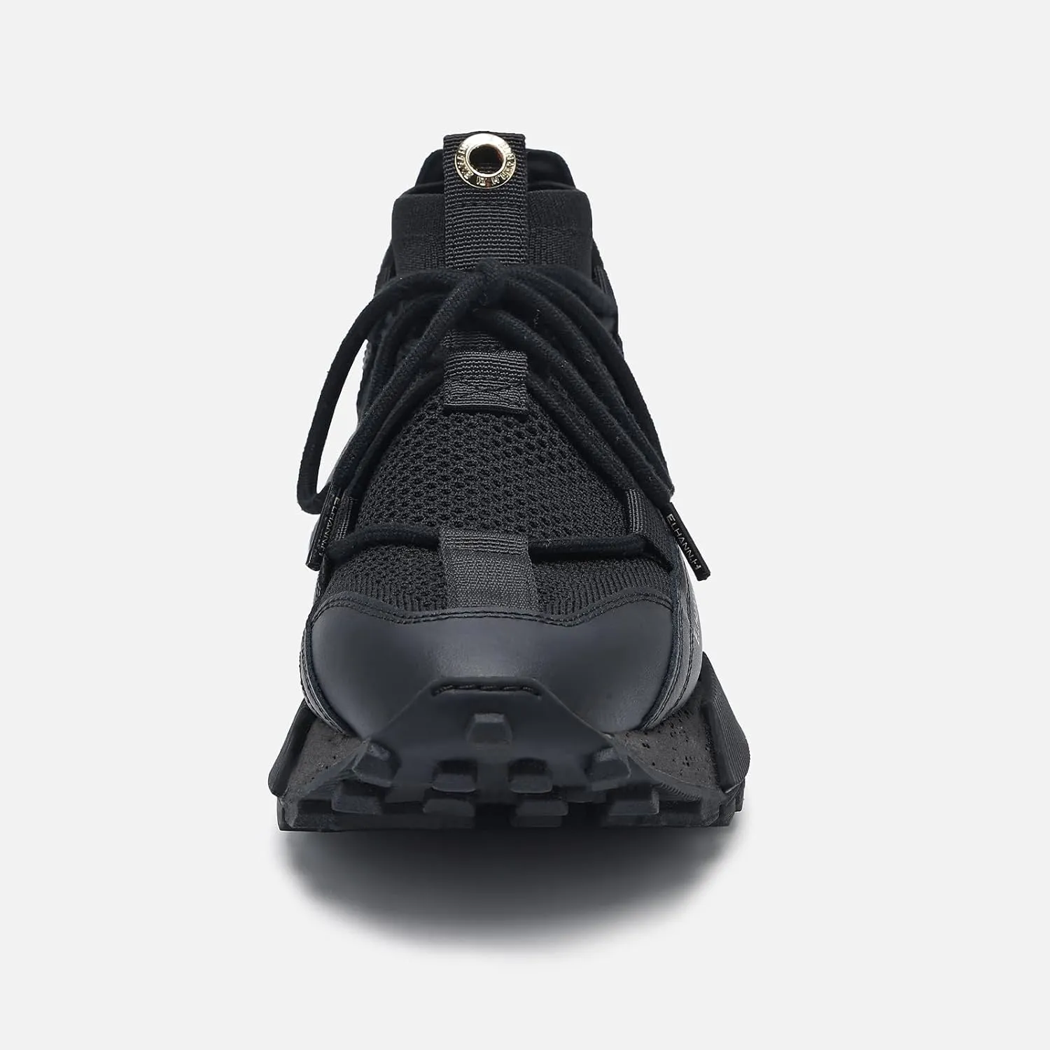 ELHANN.H The NSJ Sneakers Mix of Modernity and Graphic with a Dynamics Touch.