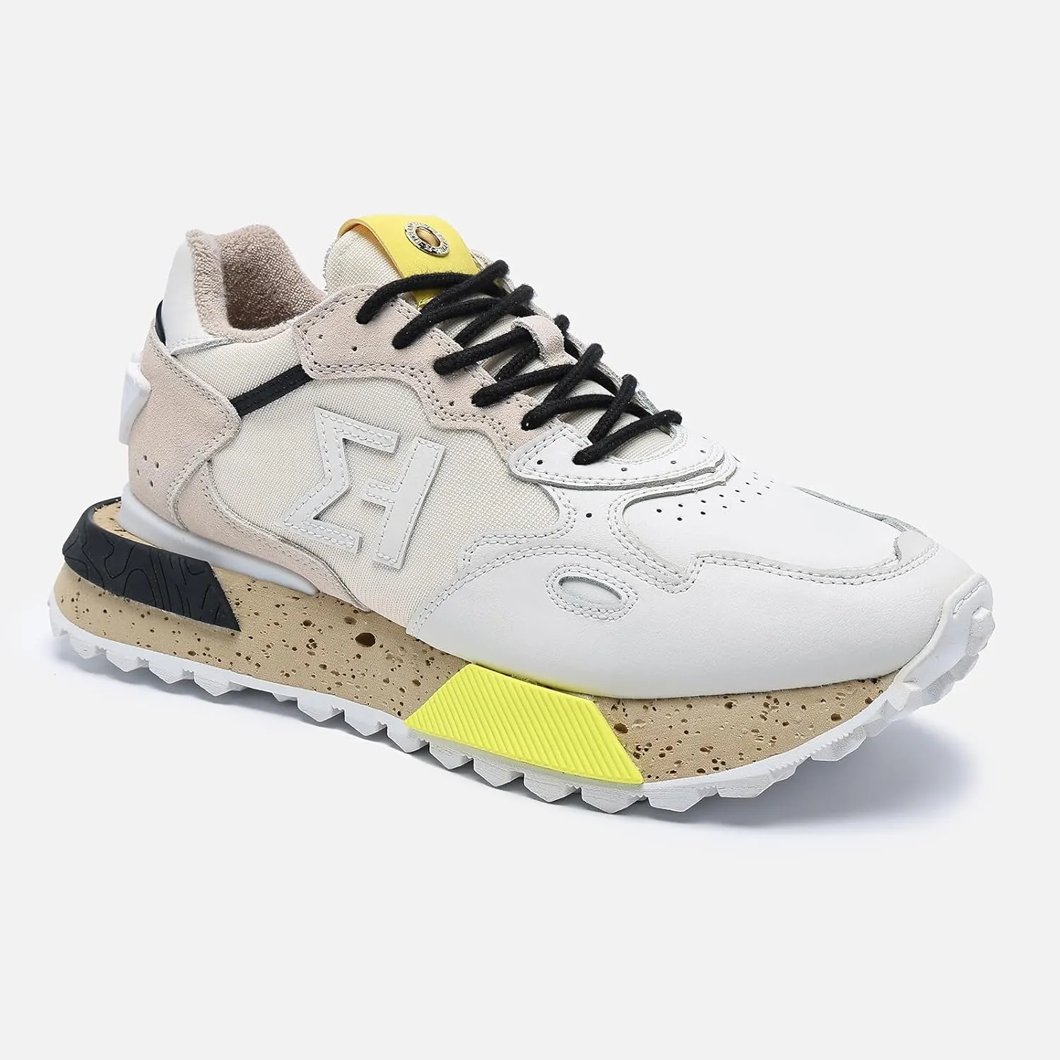 ELHANN.H The NSJ Sneakers Mix of Modernity and Graphic with a Dynamics Touch.