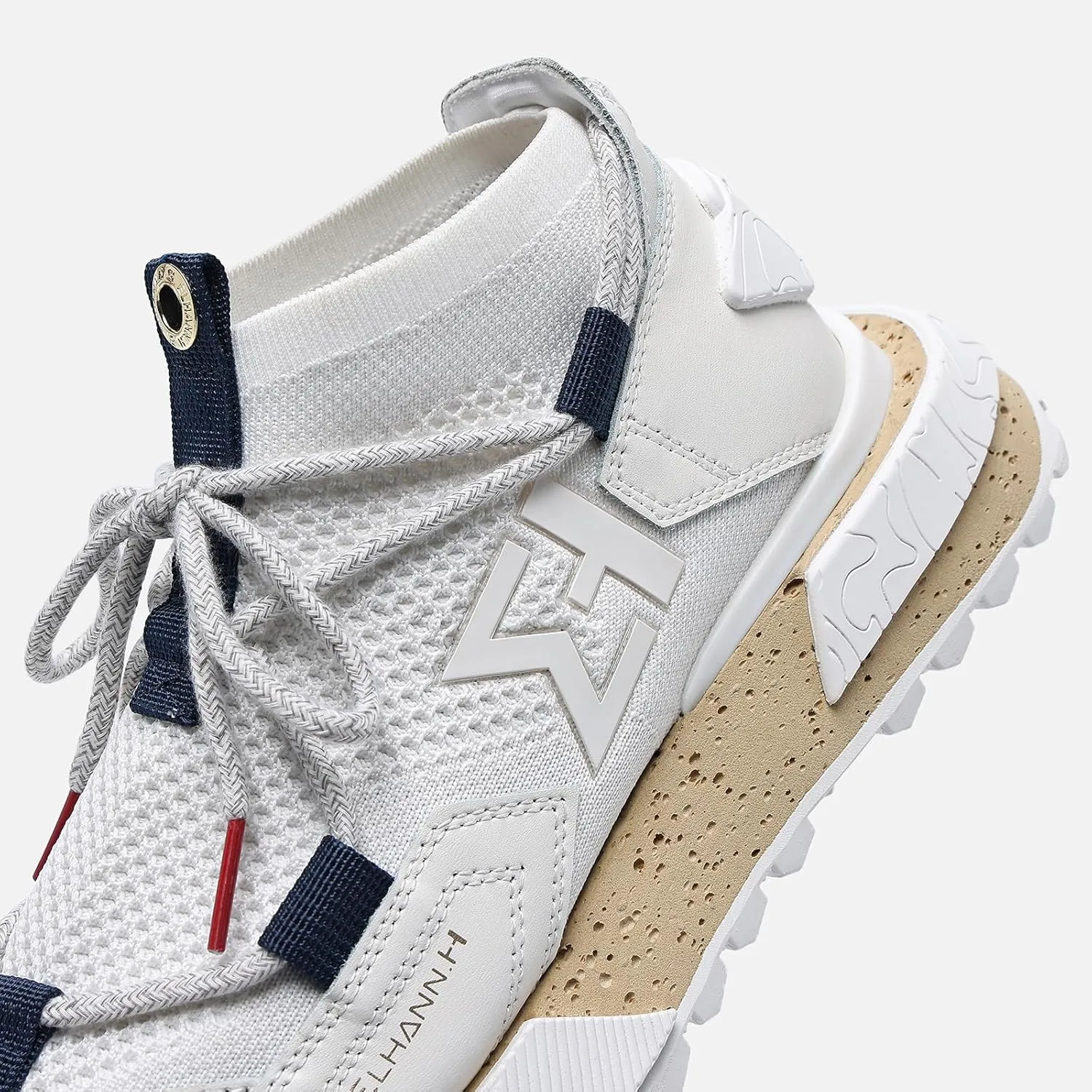 ELHANN.H The NSJ Sneakers Mix of Modernity and Graphic with a Dynamics Touch.