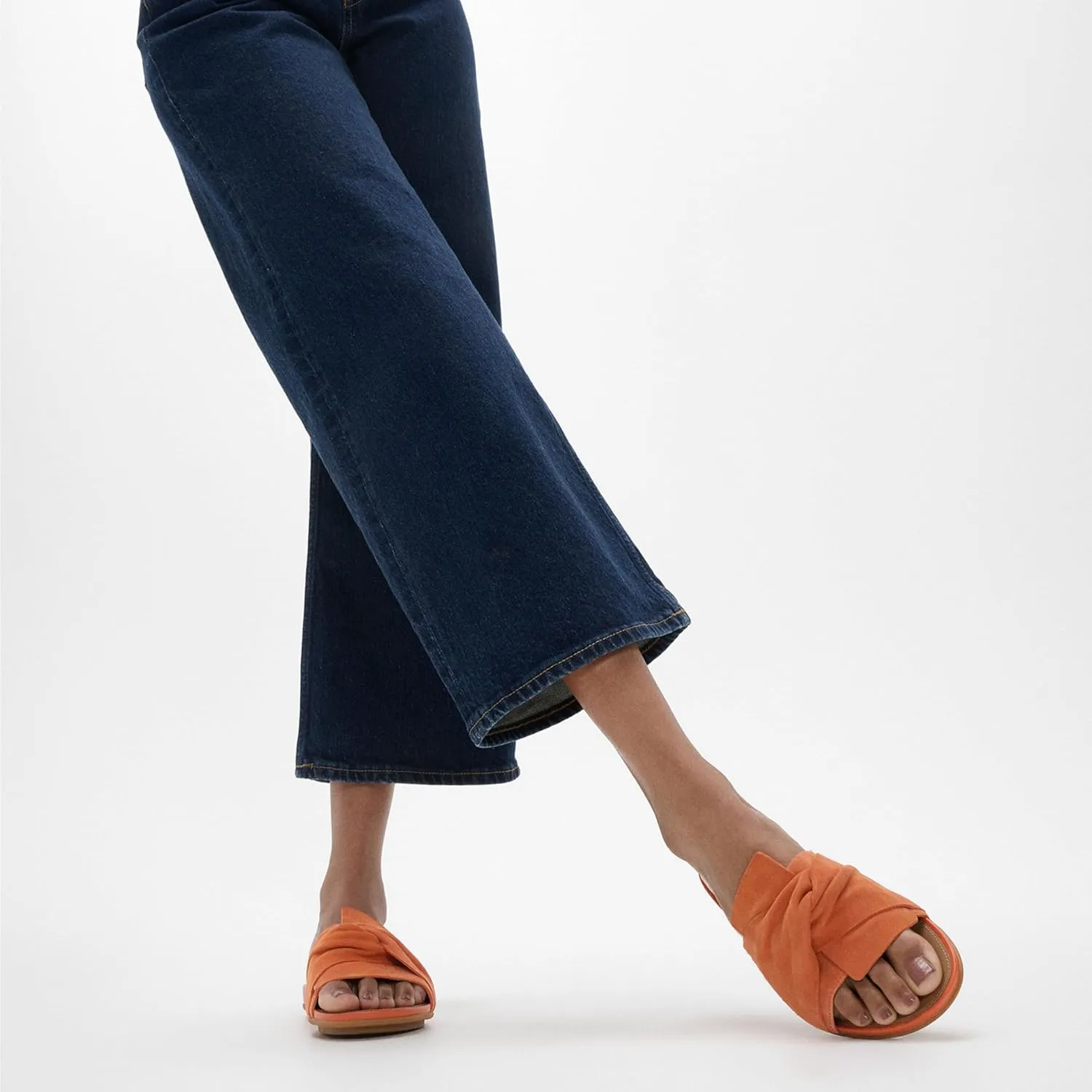 FitFlop Women's Gracie Soft-Twist Suede Slides Wedge Sandal