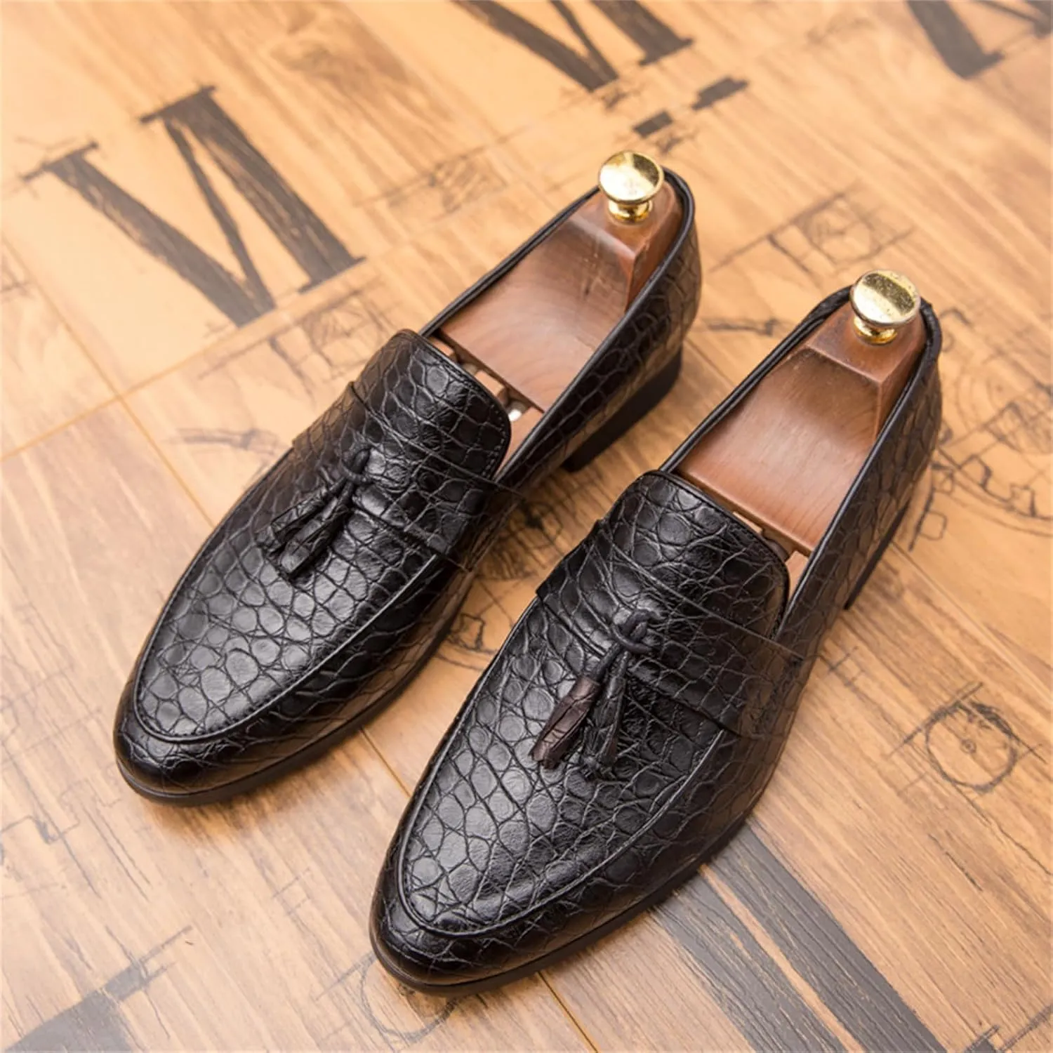 Men's Crocodile Printed Leather Tassel Loafers Classic Retro Slip-On Wing Tips Penny Dress Shoes for Party Dating Prom Business