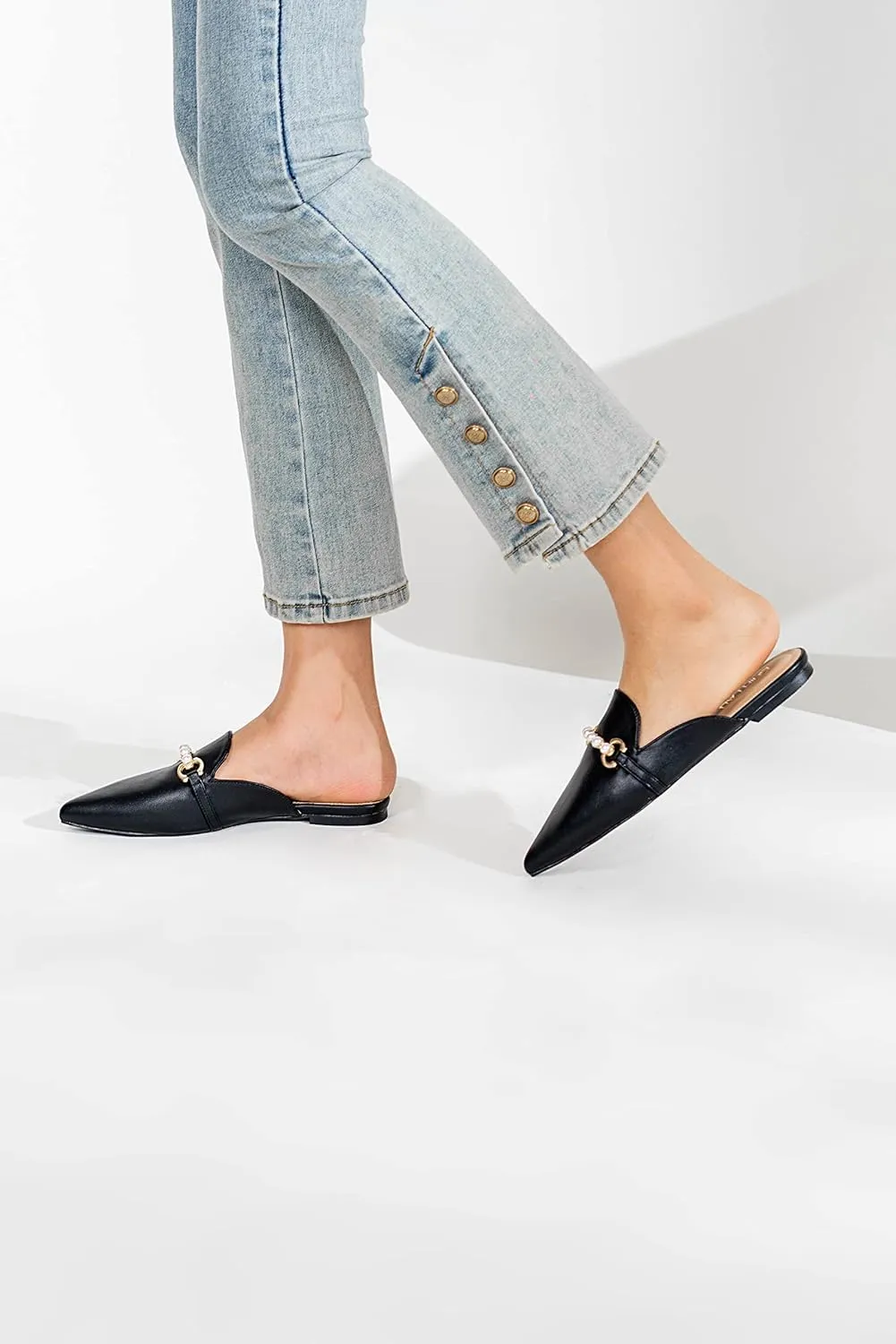 Mules for Women Flats Comfortable Loafers Pointed Toe Slip On Pearl Shoes for Women