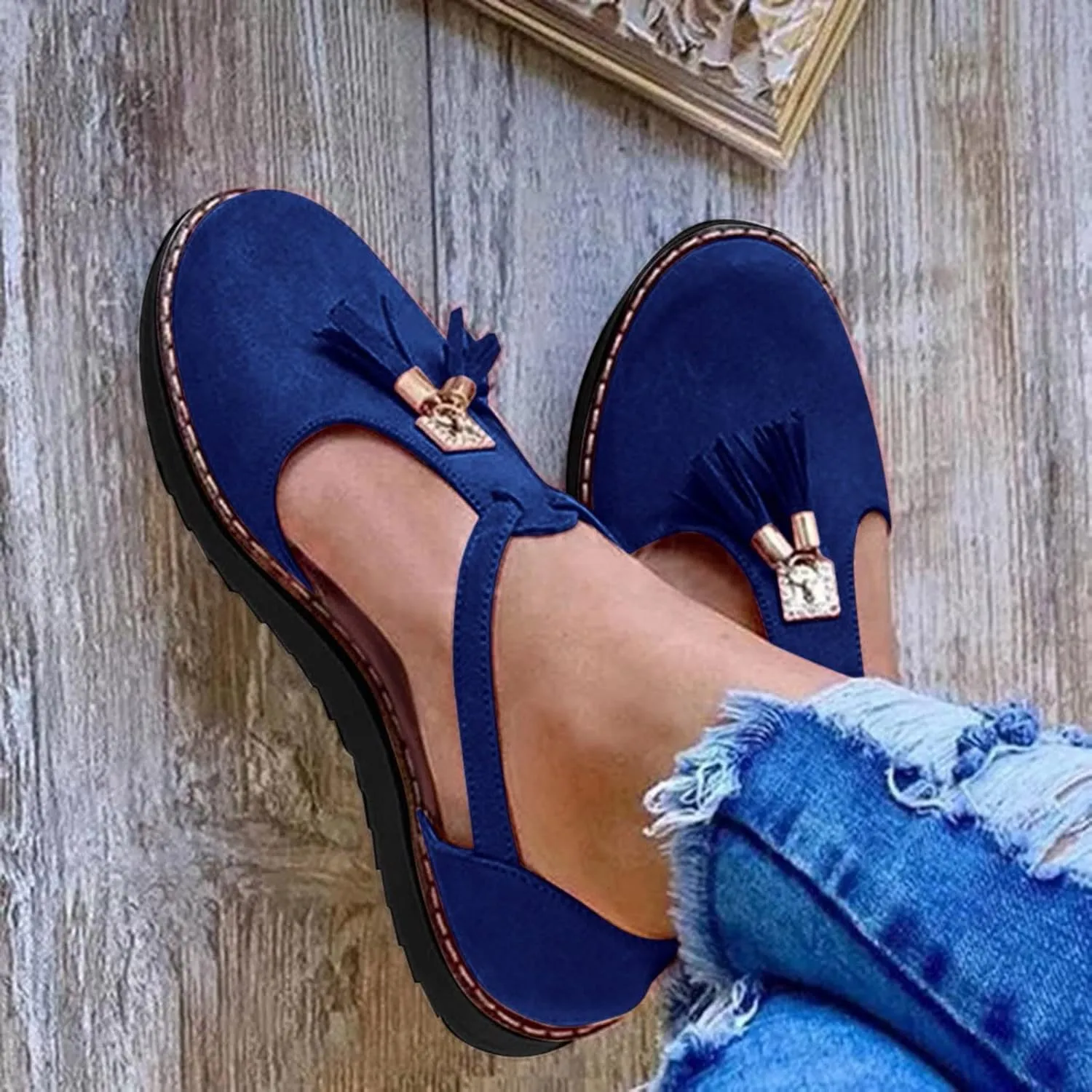 oiangi Fringed Sandals for Women Casual Summer Round Toe Closed Toe Buckle Tassel Flats Solid Comfortable Ladies Outdoor Non-Slip Shoes Sandalias