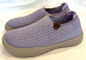 Women's Comfortable Mesh Breathable Slip-On Shoes Sneakers, Lightweight, Anti-Slip Thick Sole Flat Shoes for Travel & Walking, Casual Loafers for Spring, Summer, and Autumn