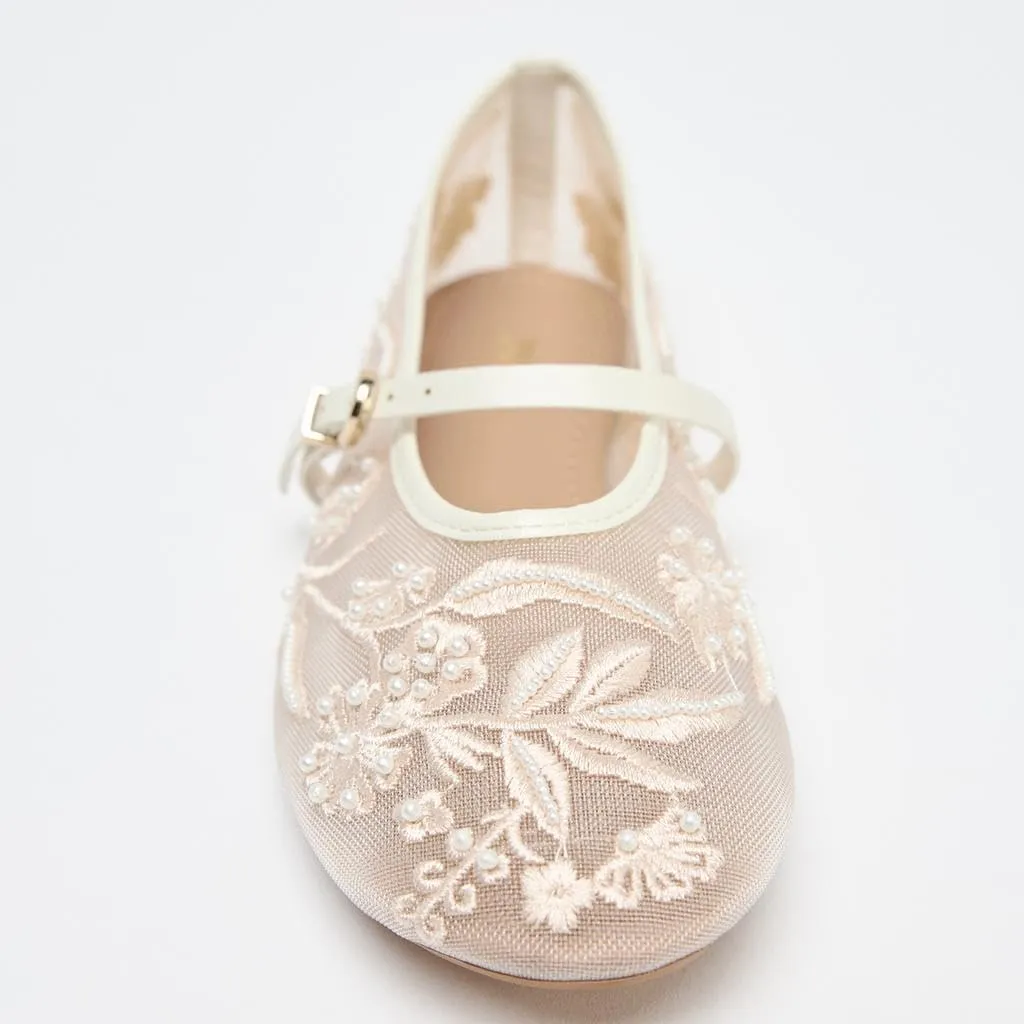 Women's Embroidered Mesh Ballerinas Shoes Round Toe White Pearl Ballet Flats with Buckle Strap Summer Fashion Flat