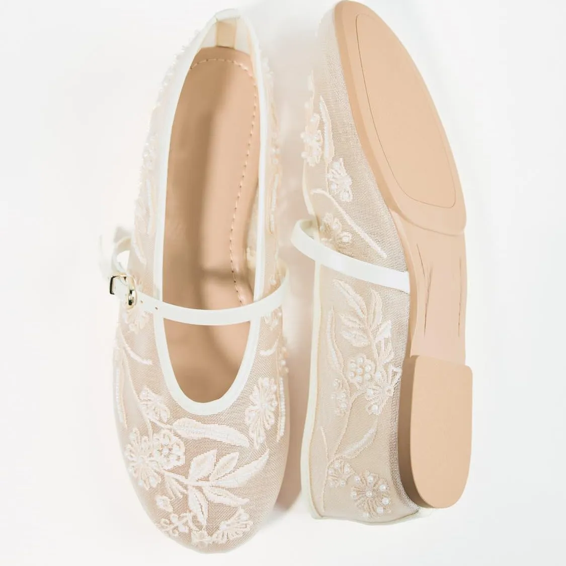 Women's Embroidered Mesh Ballerinas Shoes Round Toe White Pearl Ballet Flats with Buckle Strap Summer Fashion Flat