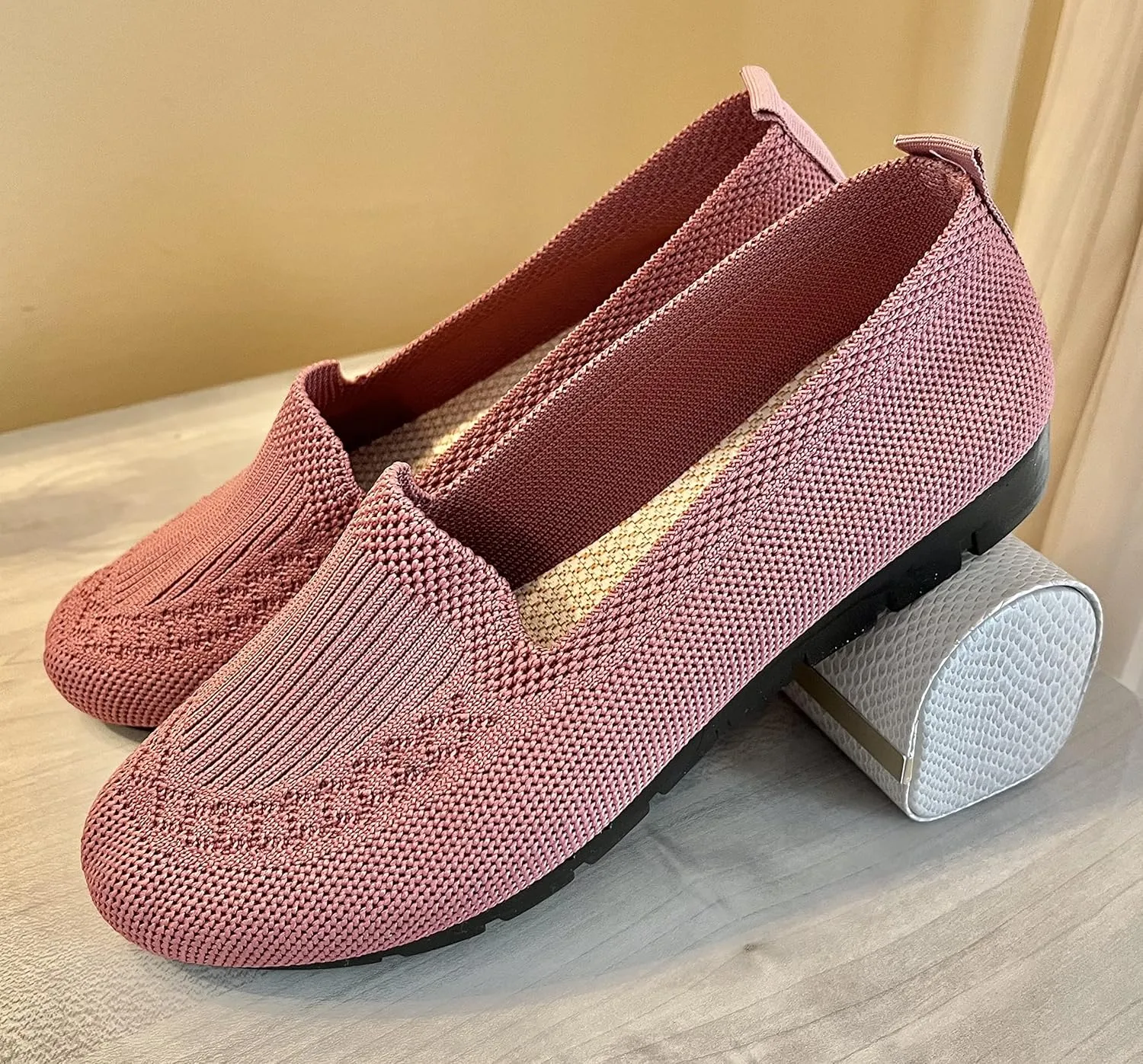 Women's Knitted Flat Shoes Lightweight Comfortable Loafers Women Footwear Slip On Casual Breathable Mesh Walking Shoes Female Round Toe Black, Pink, Purple, Red, Navy Blue, Grey, Beige