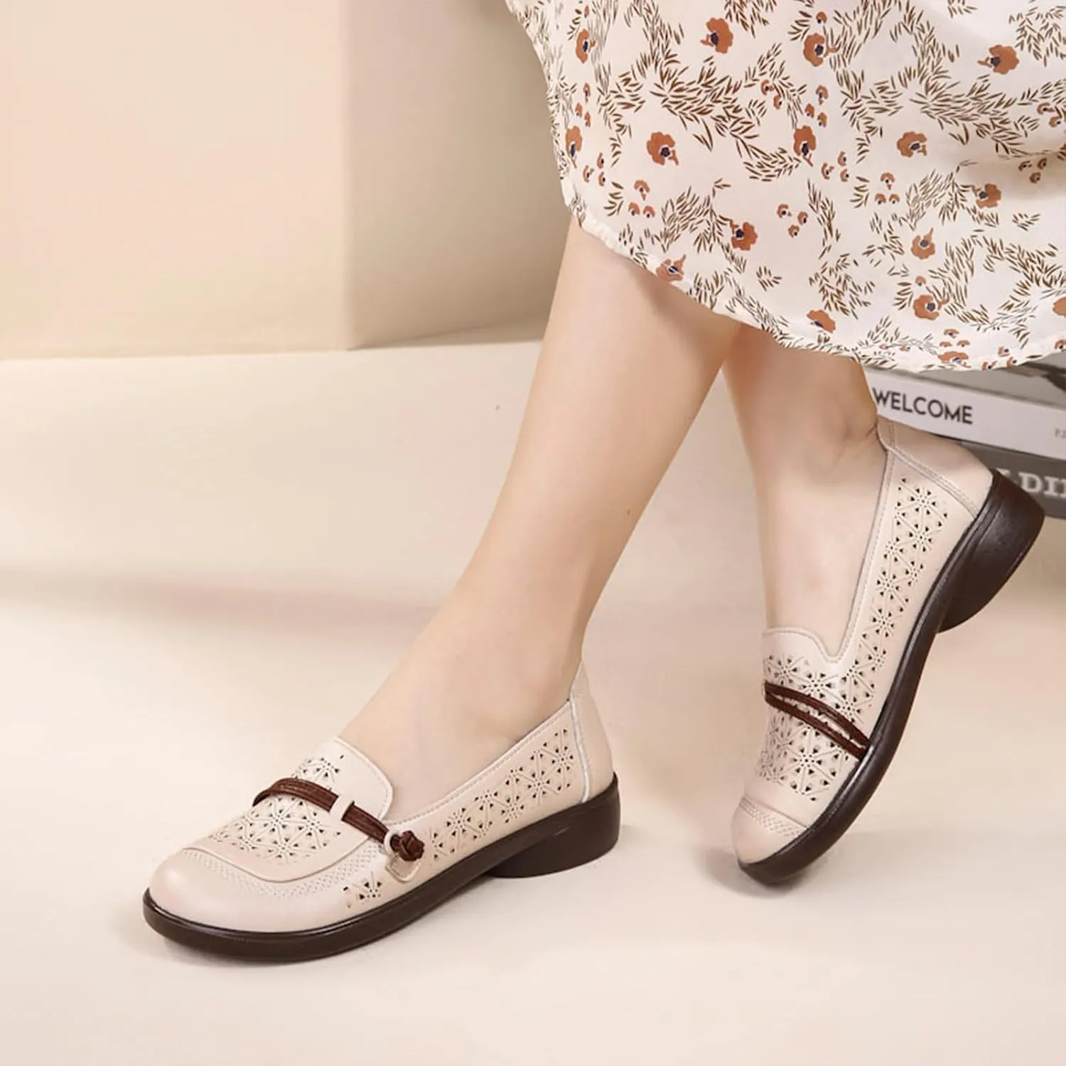Women's Leather Cutout Flat Loafers Comfort Round Toe Slip On Softsole Walking Driving Flats Breathable Lightweight Casual Shoes
