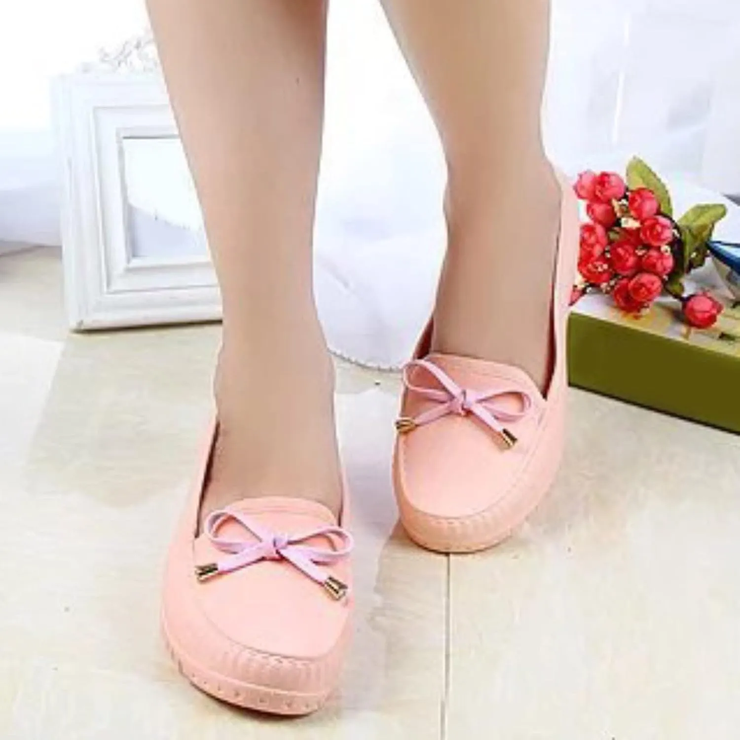 Women's Loafers Lightweight Waterproof Leather Casual Office Driving Shoes Non-Slip Rain Shoes Ladies Dressy Shoes Slip on with Comfort Insole