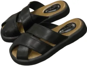 Women's summer flat sandals, fashionable and versatile flat flip-flops, casual and simple with hollowed-out weaving, versatile